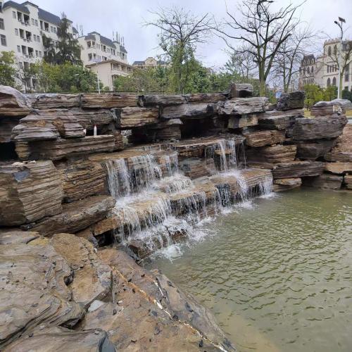 河道驳岸挡土